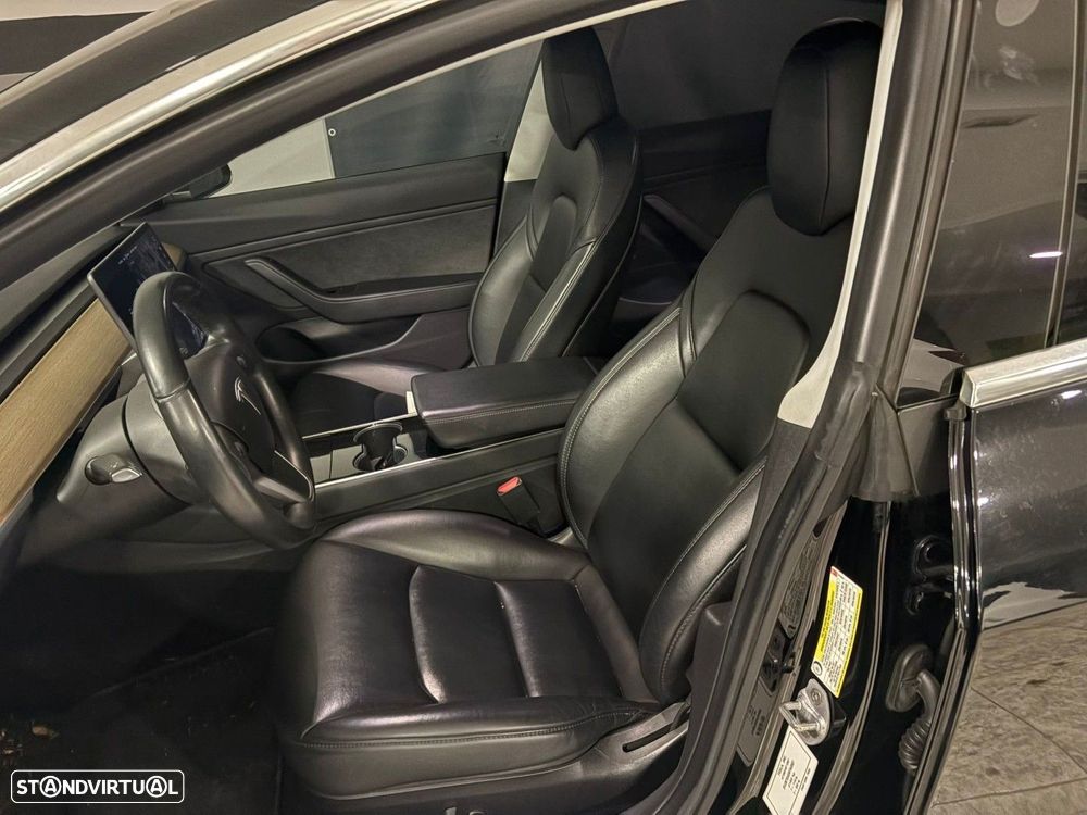 Tesla Model 3 Long Range Tração Traseira - 4