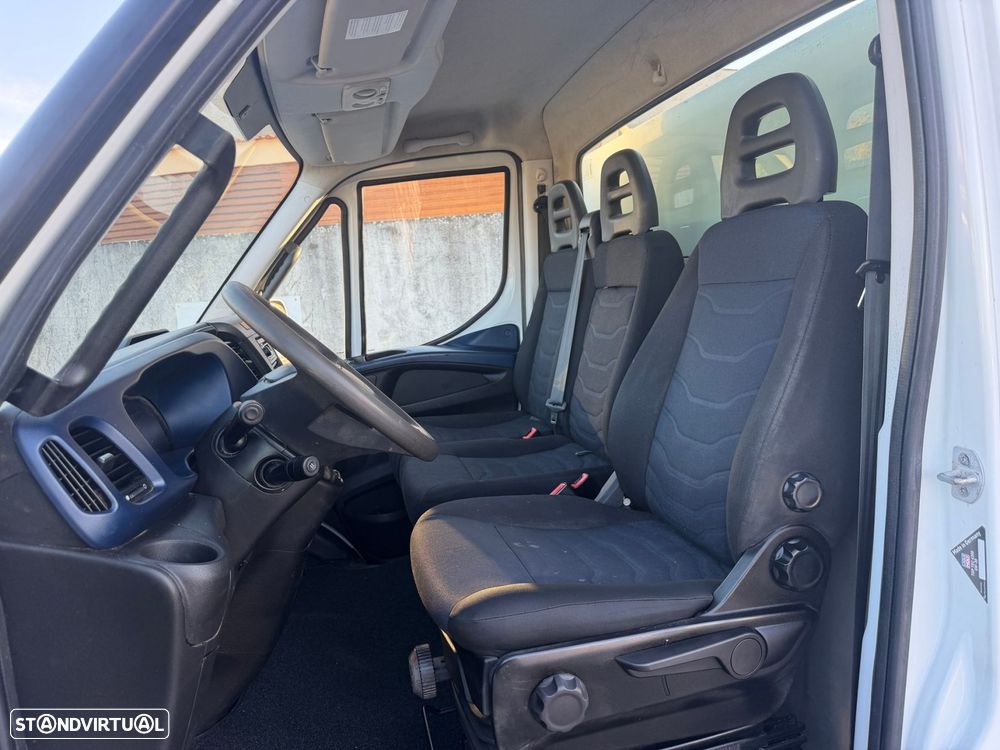 Iveco Daily 3.0 35C15 3LUG Basculante Rod. Duplo c/AC - 11
