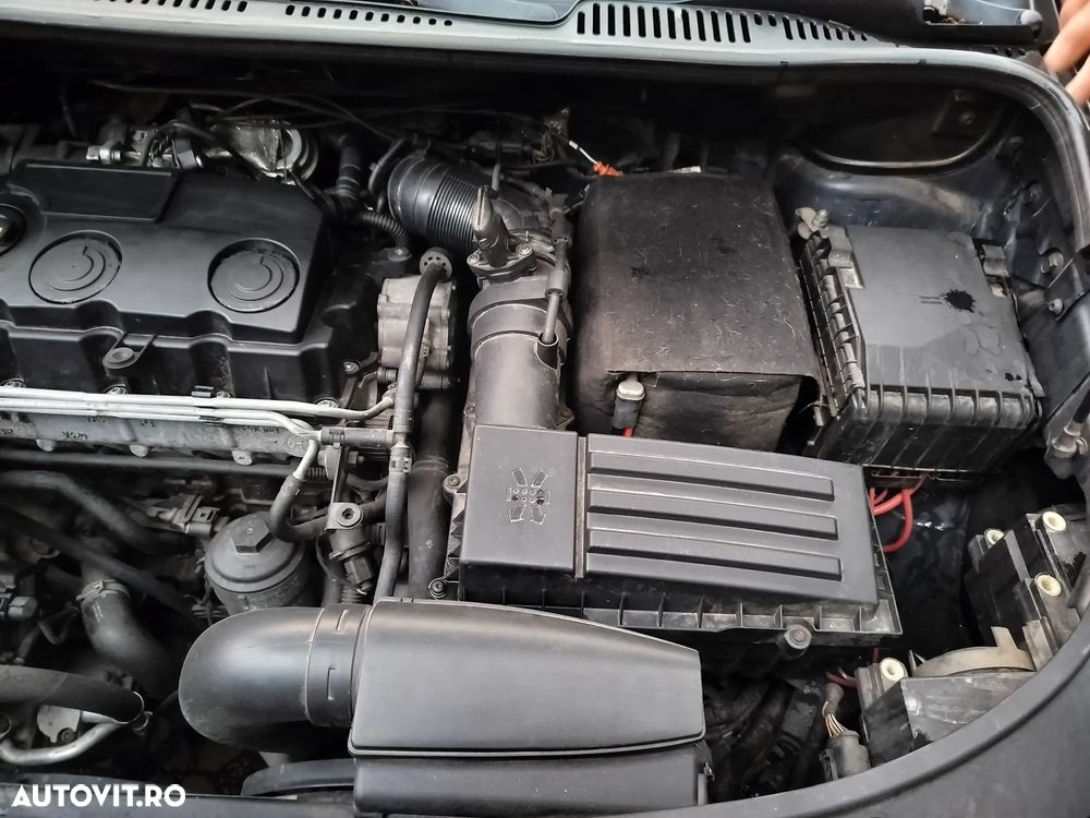 Volkswagen Touran - 7