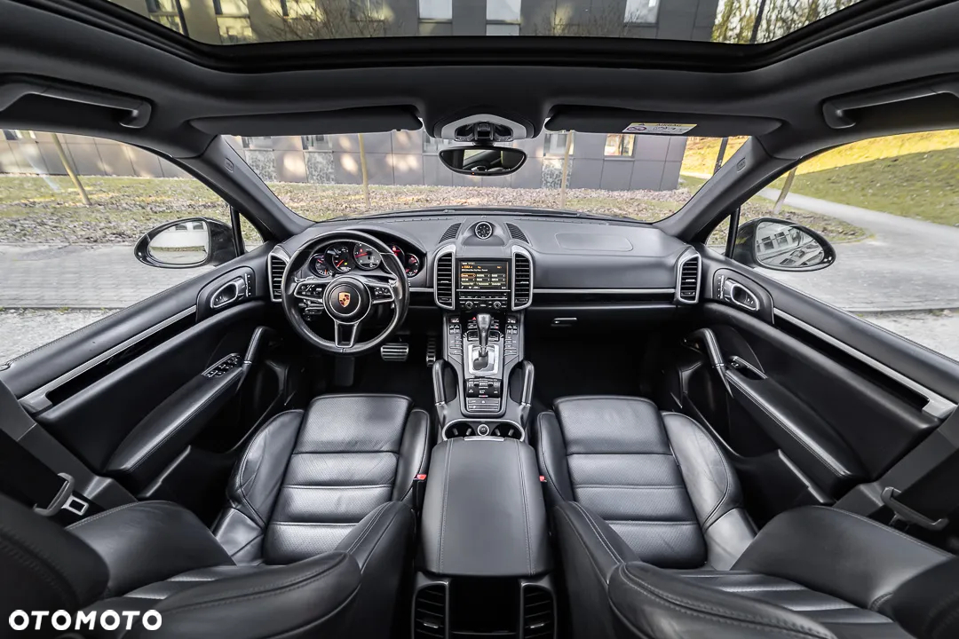 Porsche Cayenne S Diesel - 9