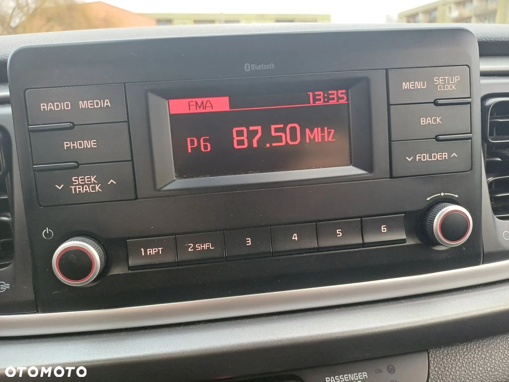 Kia Rio 1.2 Business Line - 29