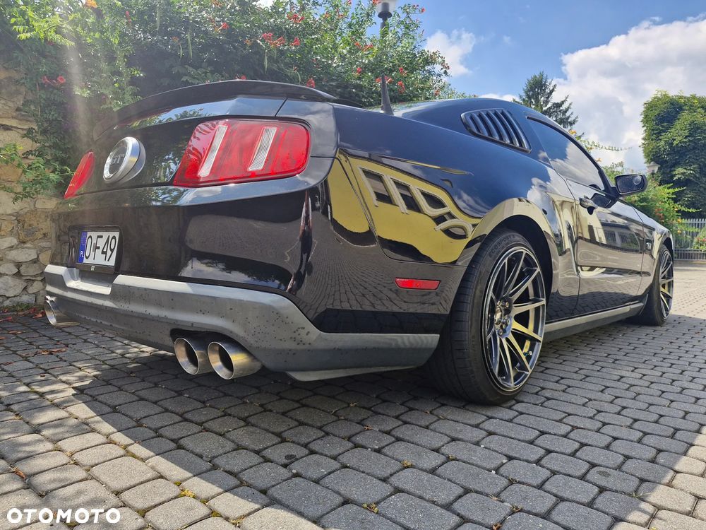 Ford Mustang 4.6 V8 GT Premium - 4
