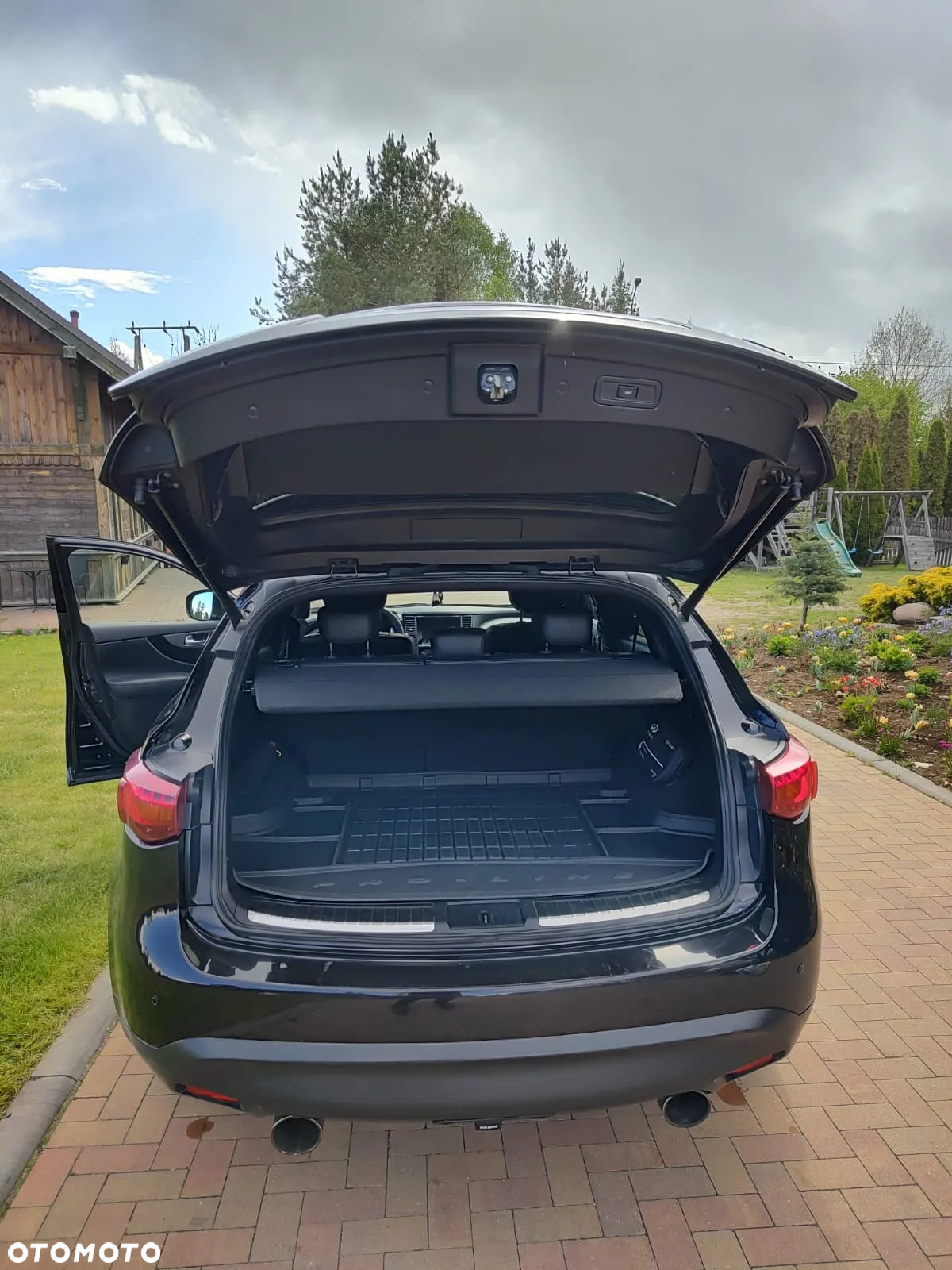 Infiniti QX70 3.0d S - 8