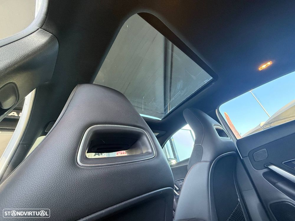 Mercedes-Benz A 180 d 7G-DCT AMG Line - 37
