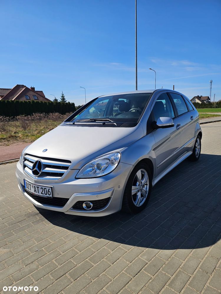 Mercedes-Benz Klasa B 180 CDI Autotronic - 14