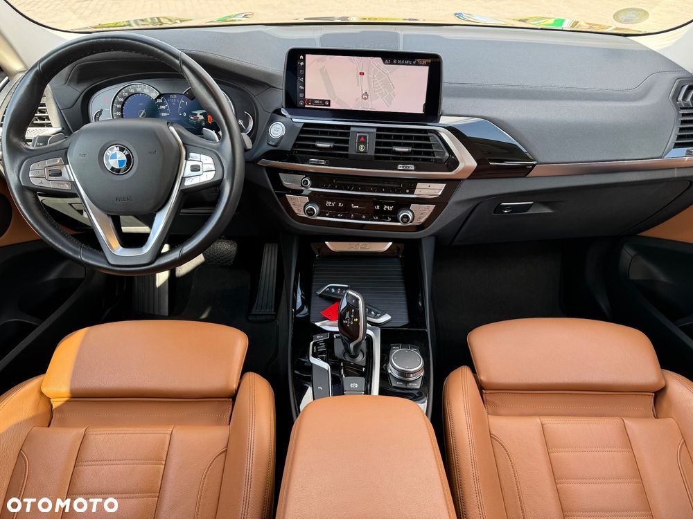 BMW X3 sDrive18d xLine - 18