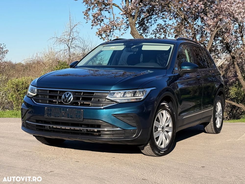 Volkswagen Tiguan - 14