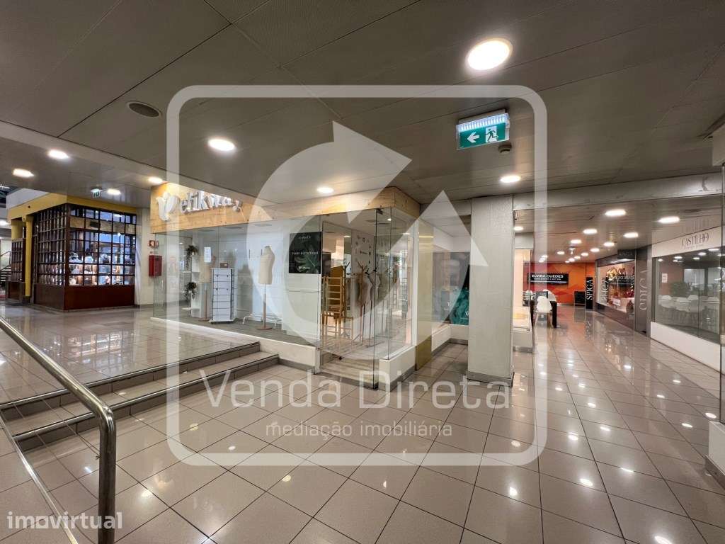 Espaço comercial à venda no edifício Castil, Lisboa - Grande imagem: 2/19