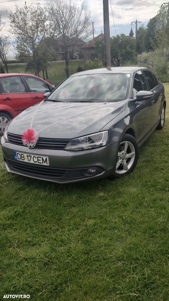 Volkswagen Jetta 1.6 TDI DPF Comfortline - 9