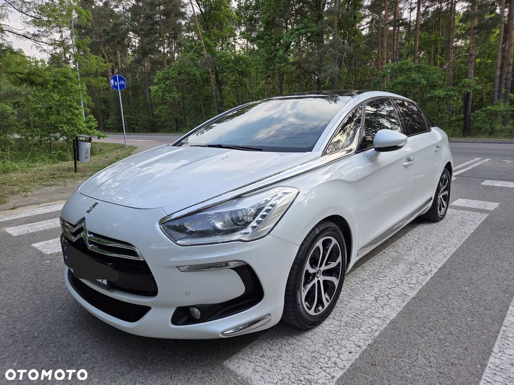 Citroën DS5 1.6 e-HDi Chic MCP - 2