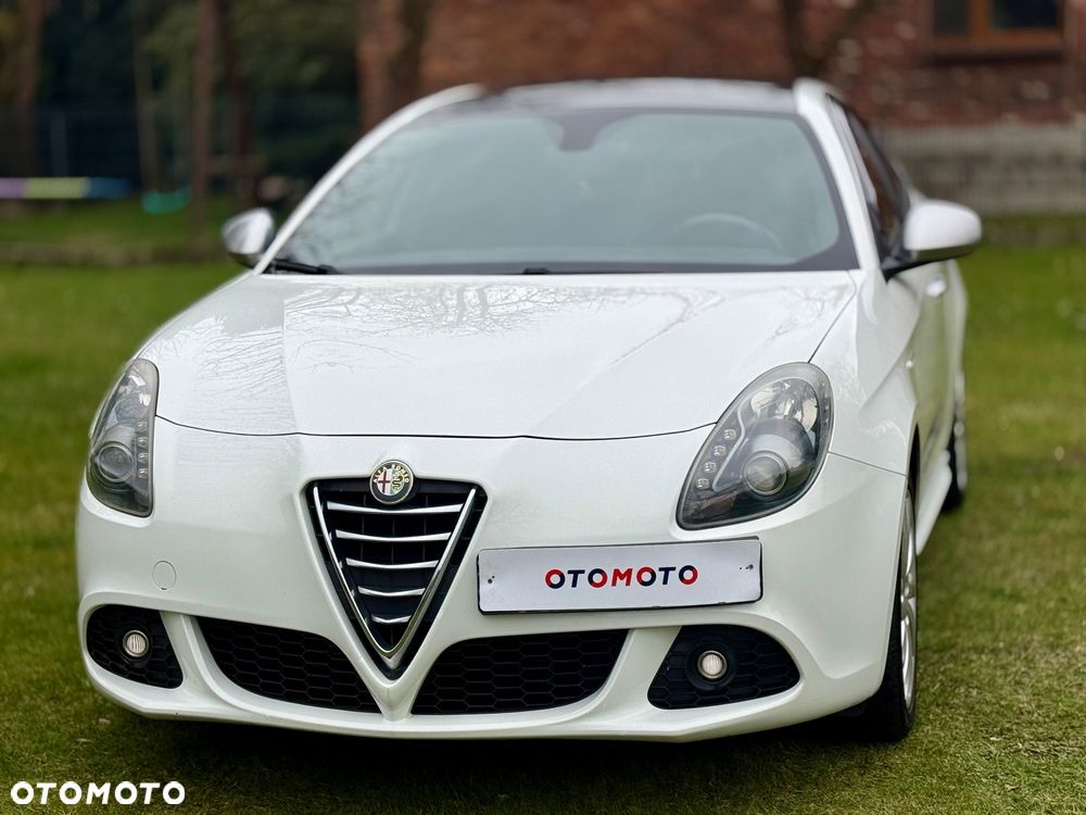 Alfa Romeo Giulietta - 2