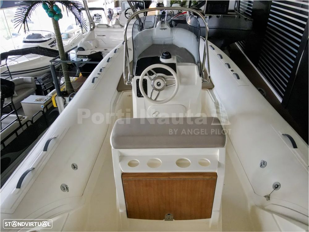 Capelli Tempest 650 - 2