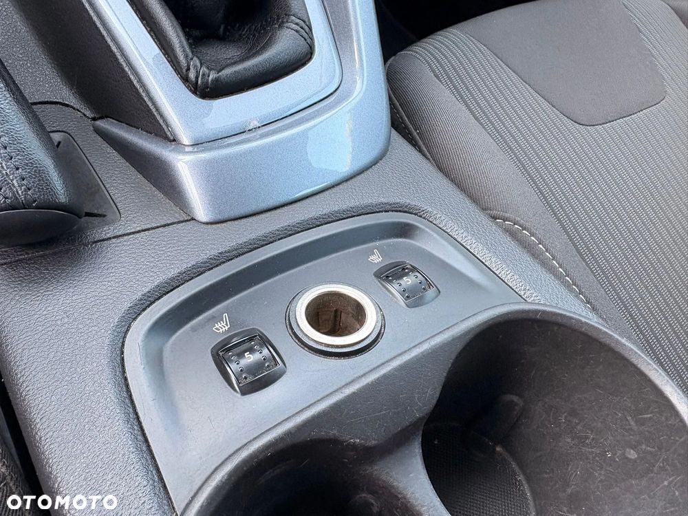 Ford Focus - 8