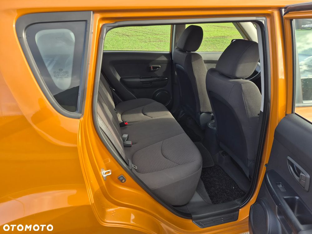 Kia Soul - 10