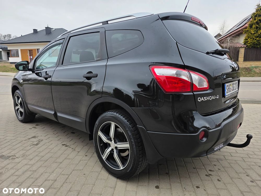 Nissan Qashqai+2 2.0 Visia - 12
