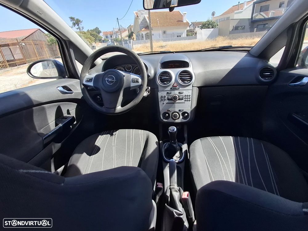 Opel Corsa 1.2 Cosmo - 9