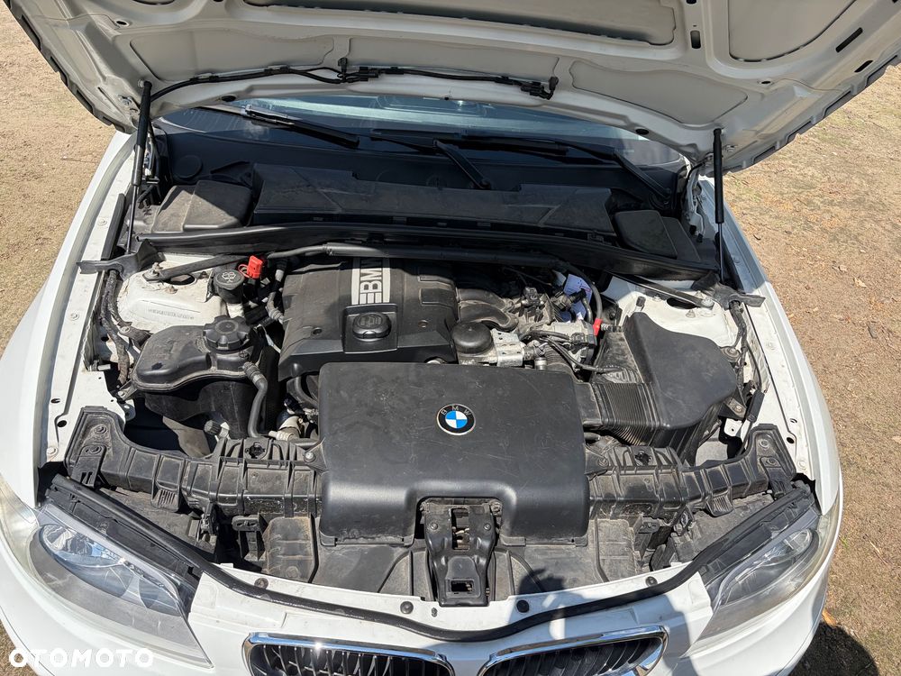 BMW Seria 1 116i - 11