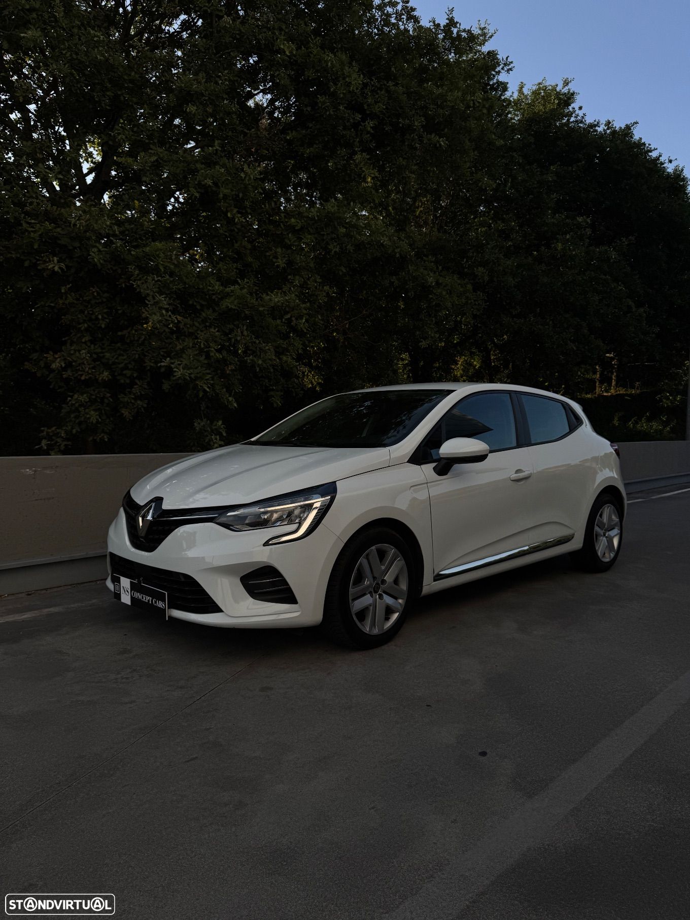 Renault Clio 1.5 Blue dCi Intens - 1