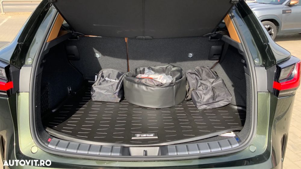 Lexus Seria NX 450h+ AWD CVT PHEV Luxury - 29