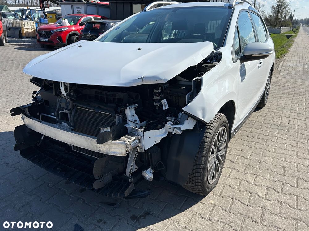 Peugeot 2008 - 5