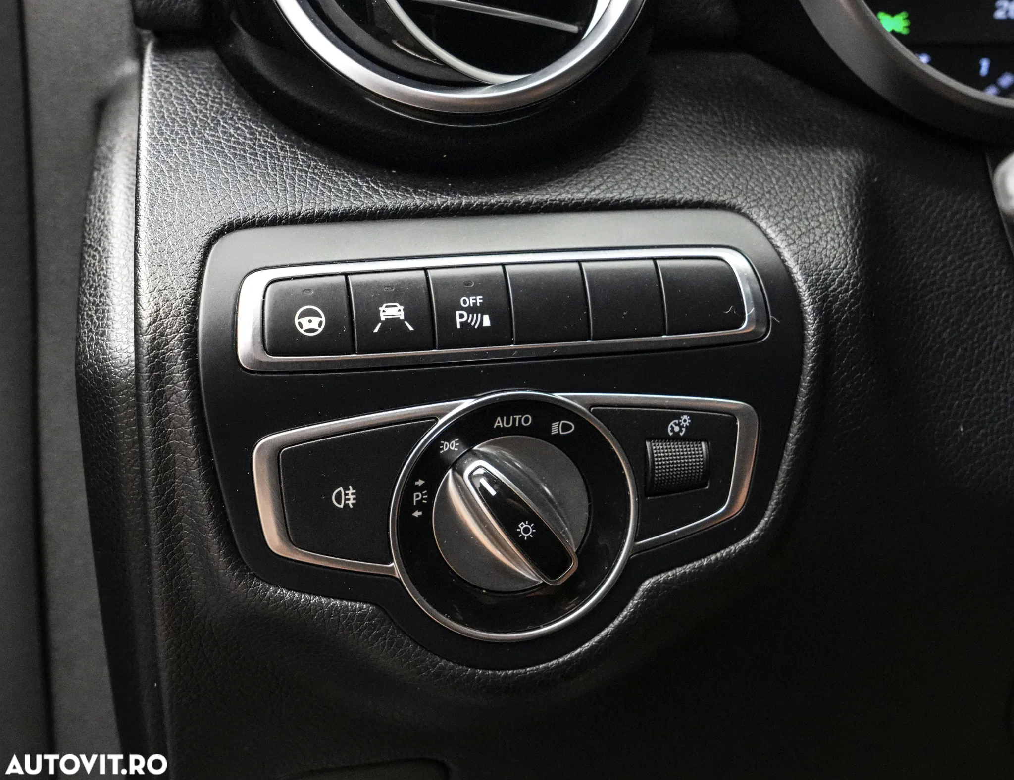 Mercedes-Benz GLC 250 d 4MATIC - 24