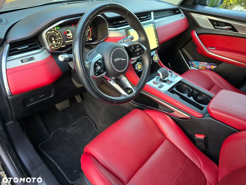 Jaguar F-Pace D200 AWD R-Dynamic S - 16