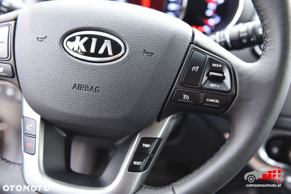 Kia Rio - 32