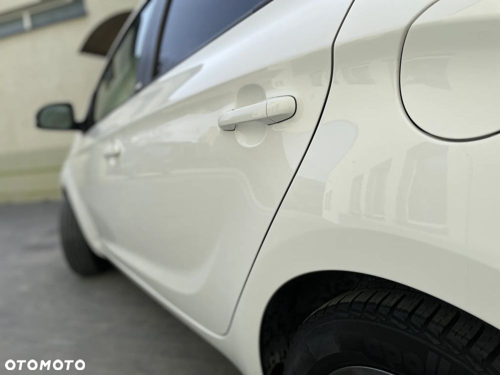 Hyundai i20 1.25 Wersja Jubileuszowa - 21