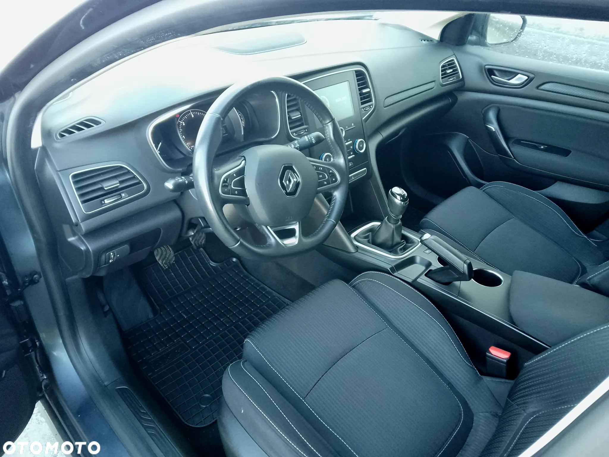 Renault Megane 1.5 dCi Energy Bose EU6 - 13