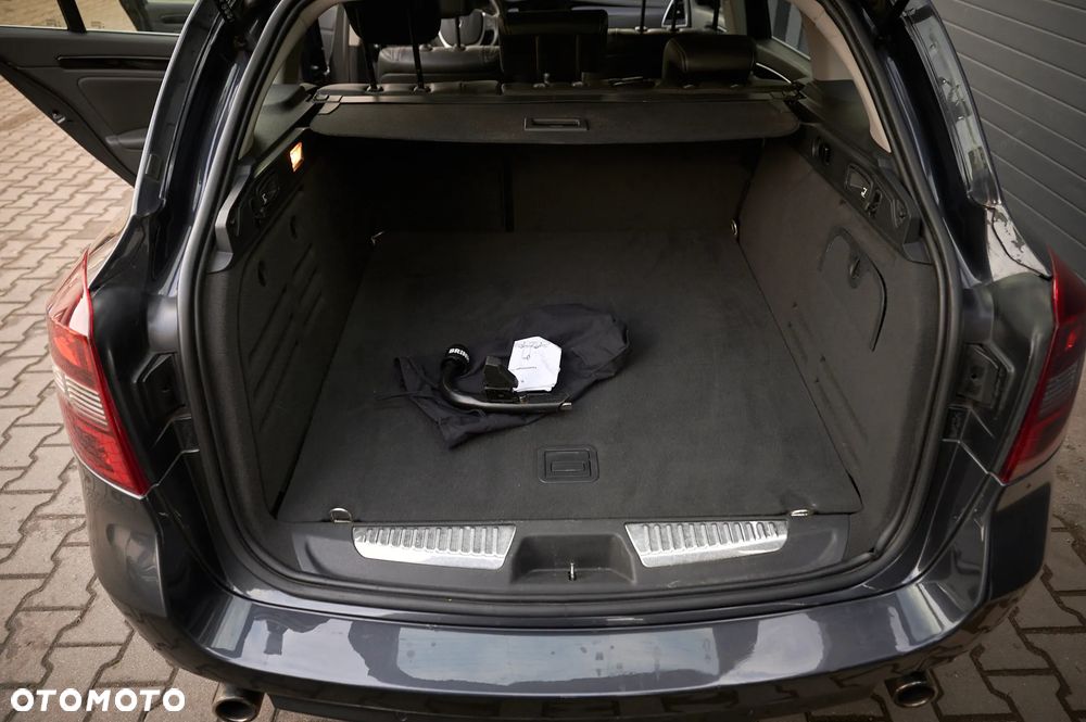 Renault Laguna 2.0 TCe 170 Initiale - 32