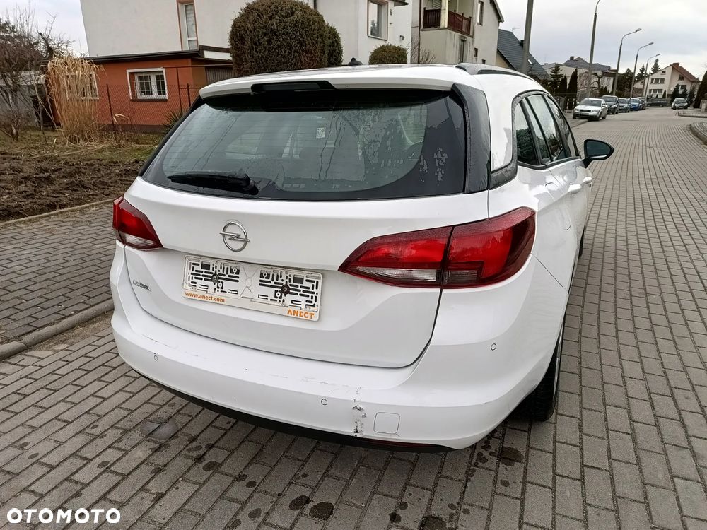 Opel Astra 1.5 D Start/Stop Business Edition - 9