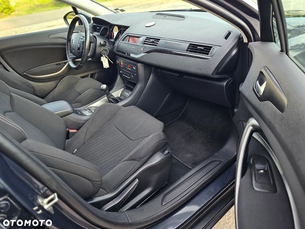 Citroën C5 2.0 16V Confort - 8
