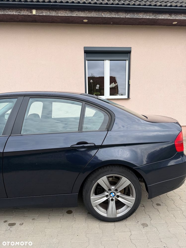 BMW Seria 3 318d - 8