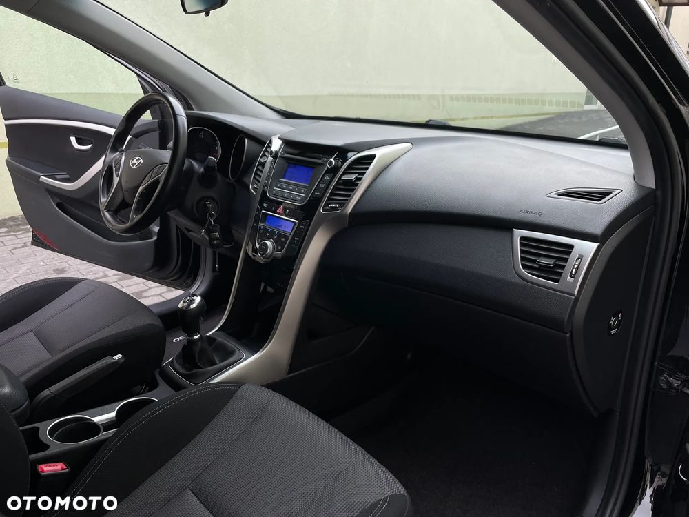 Hyundai i30 1.4 Premium - 10