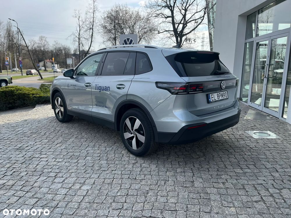 Volkswagen Tiguan 1.5 eTSI OPF DSG Life - 8