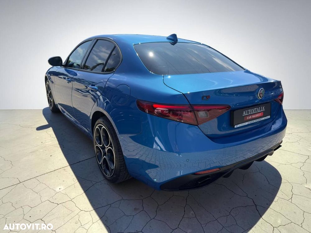 Alfa Romeo Giulia - 16
