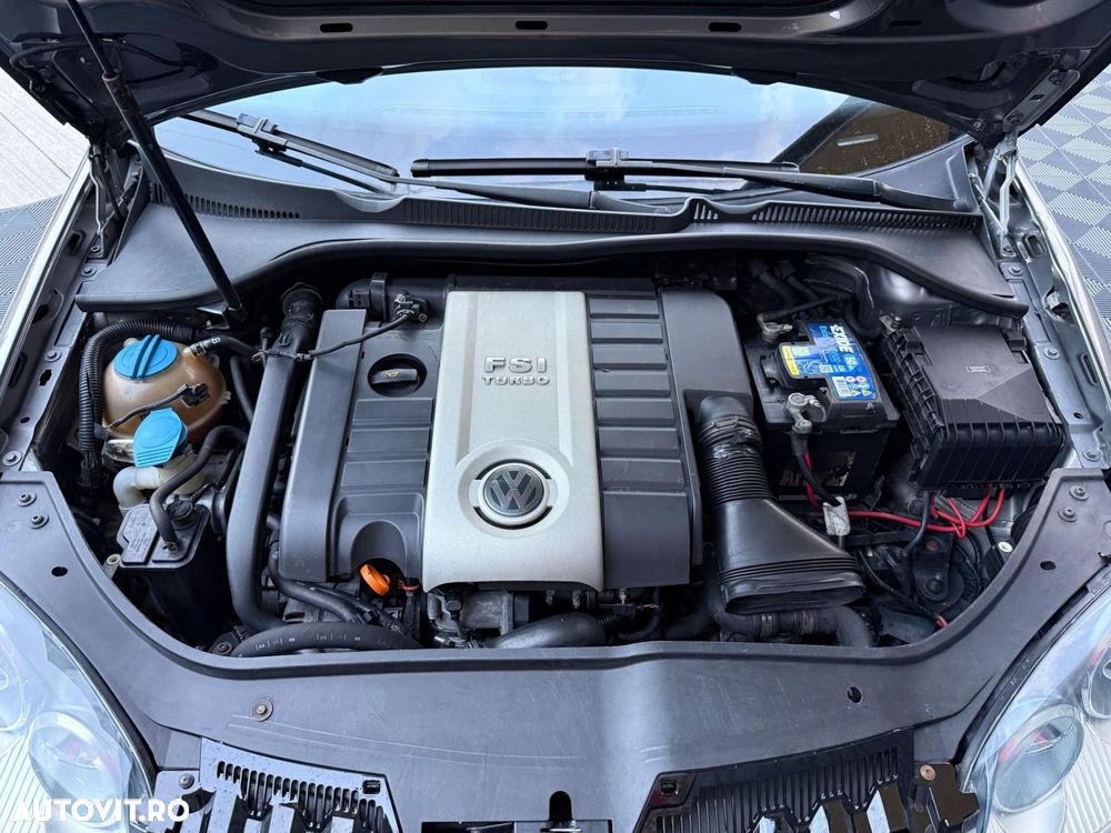 Volkswagen Golf - 10