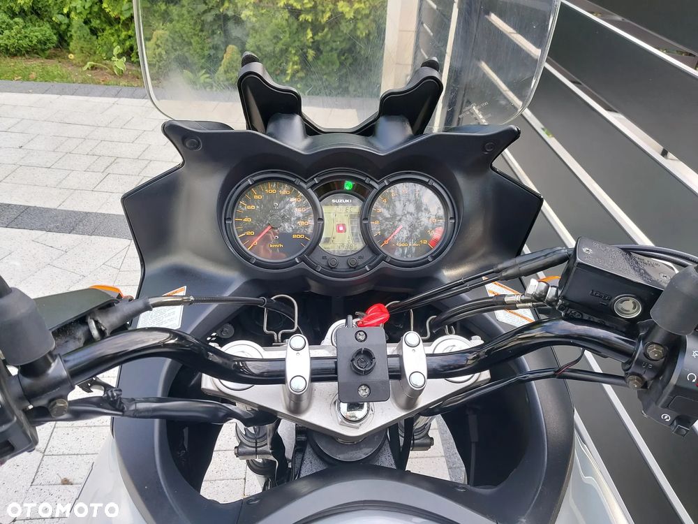 Suzuki DL - 5
