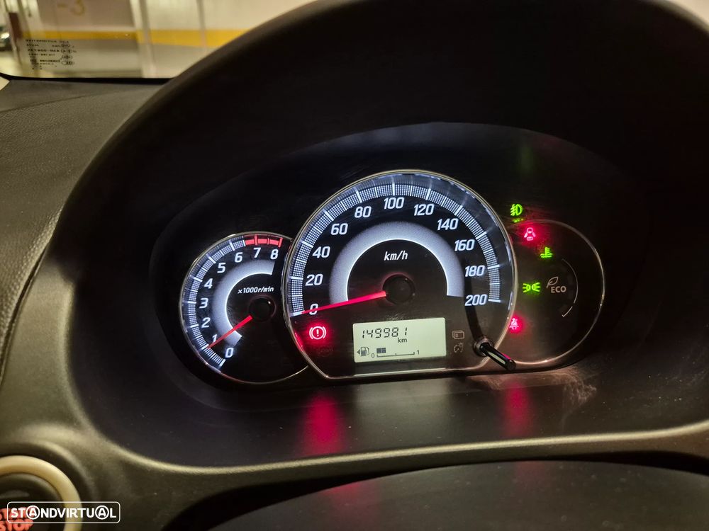 Mitsubishi Space Star 1.2 Intense - 20