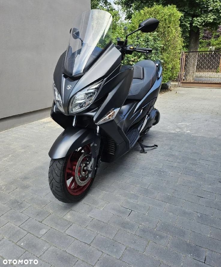 Suzuki Burgman - 1