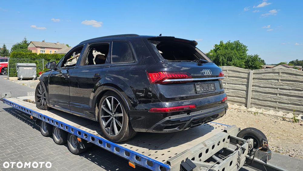 Audi Q7 - 3