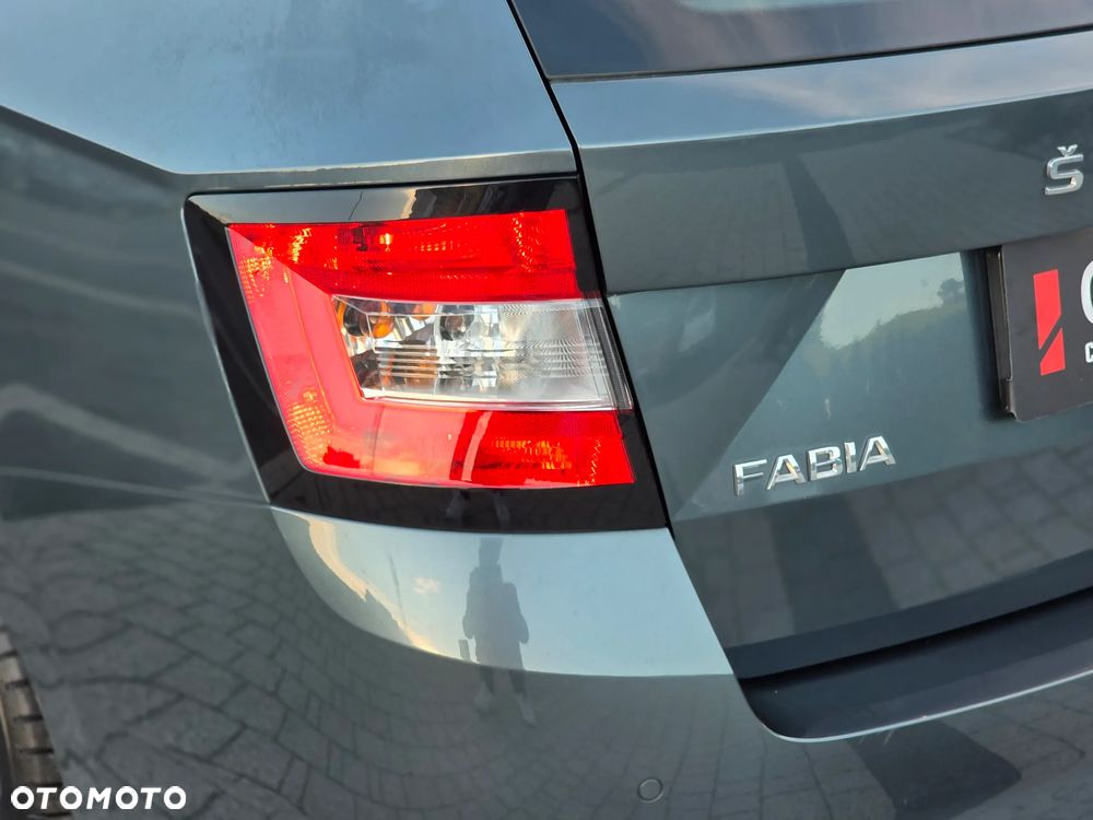 Skoda Fabia 1.0 TSI Ambition Plus - 37