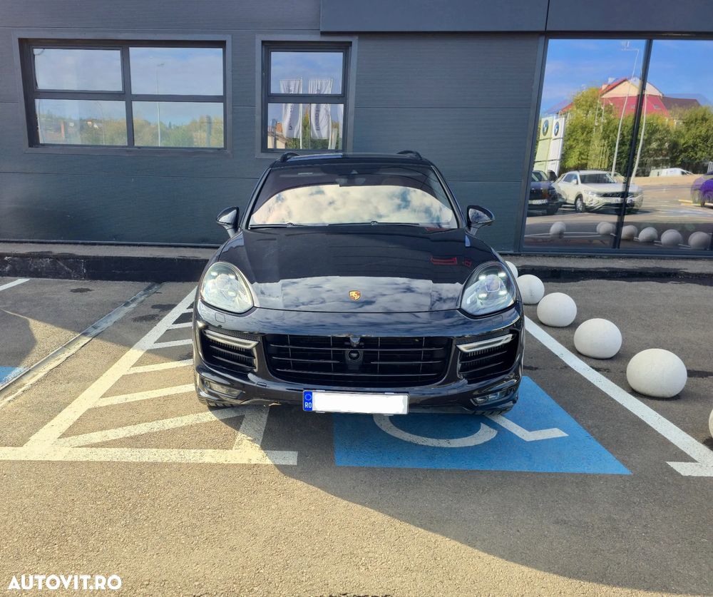 Porsche Cayenne 3.6 L GTS - 2
