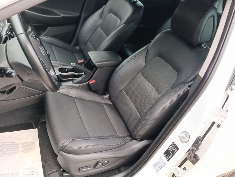 Hyundai Tucson blue 1.7 CRDi 2WD Intro Edition - 7