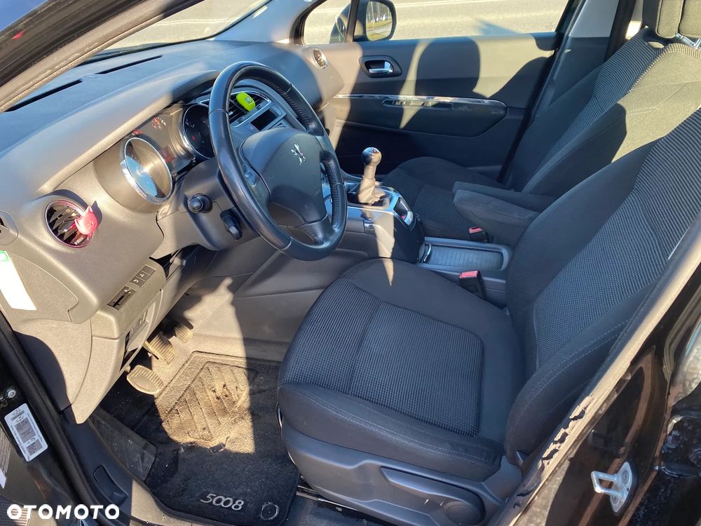 Peugeot 5008 1.6 Active - 15