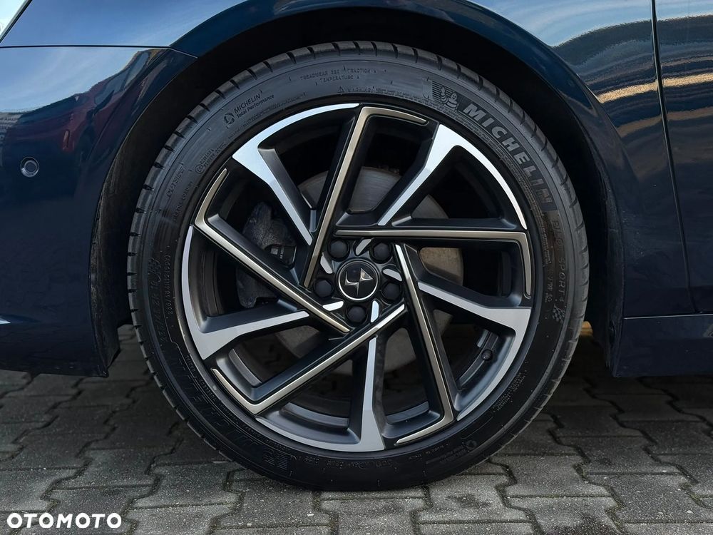 DS Automobiles DS 9 - 11