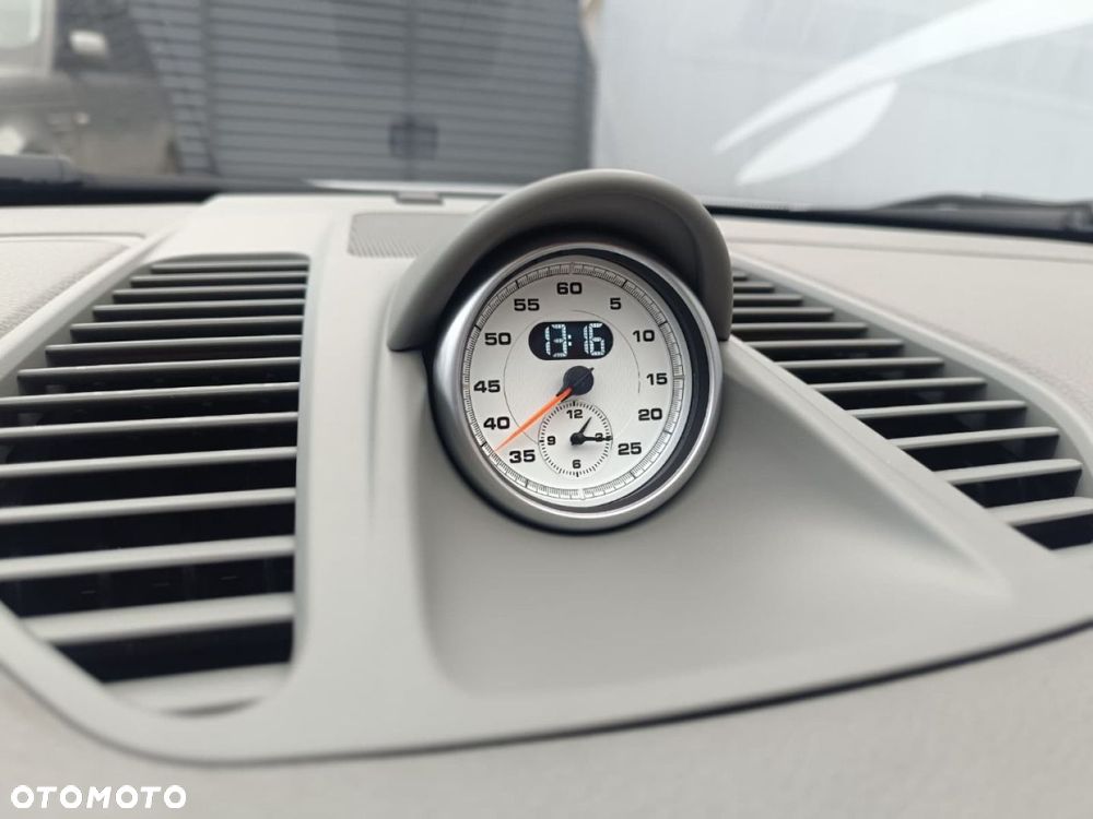 Porsche 911 Carrera 4S PDK - 27