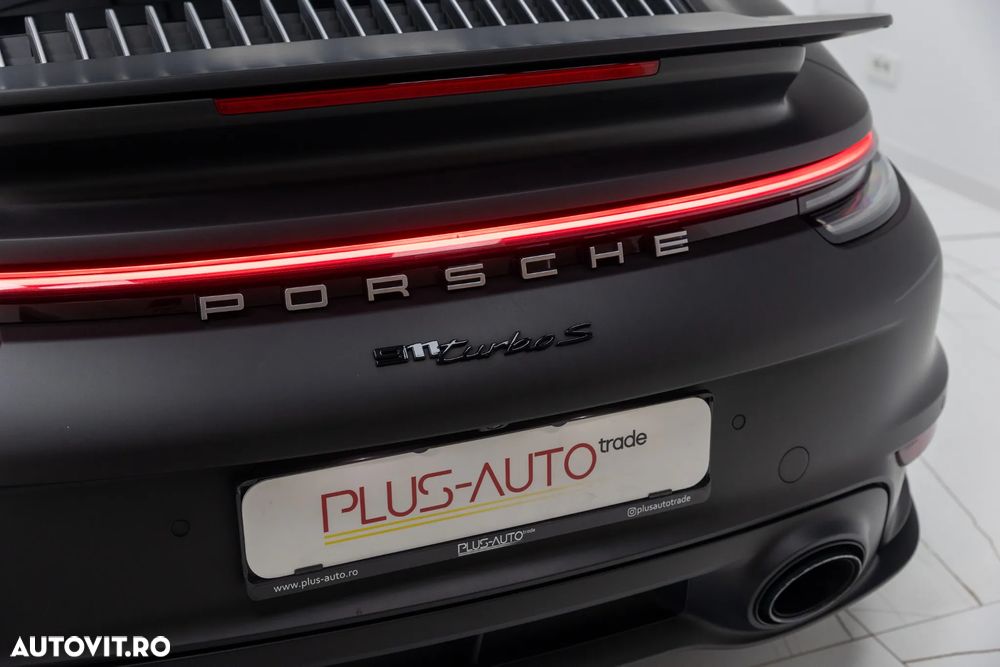 Porsche 911-TURBO-S Standard - 15