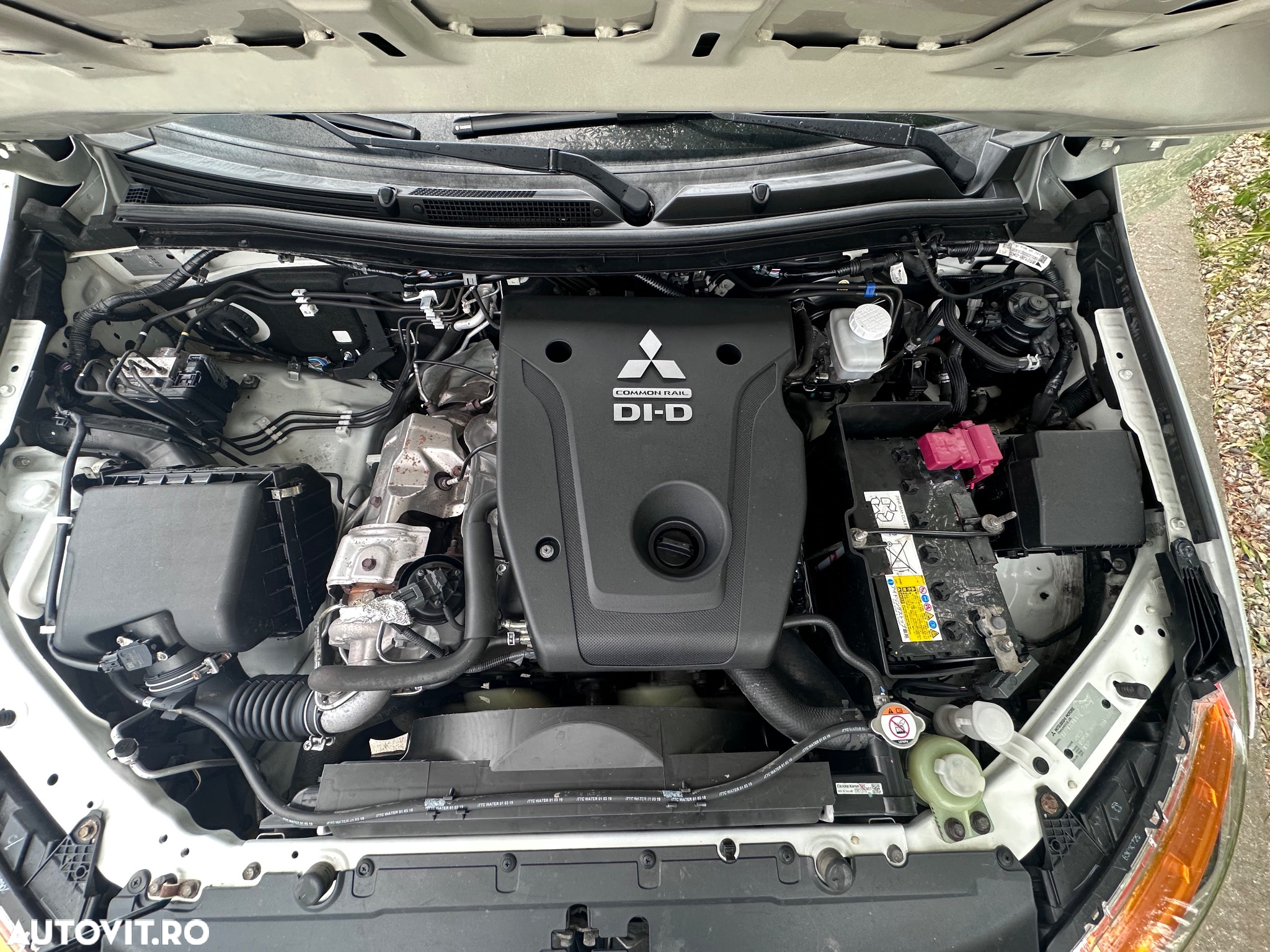 Mitsubishi L200 Double Cab 2.2 DI-D M/T Instyle - 13
