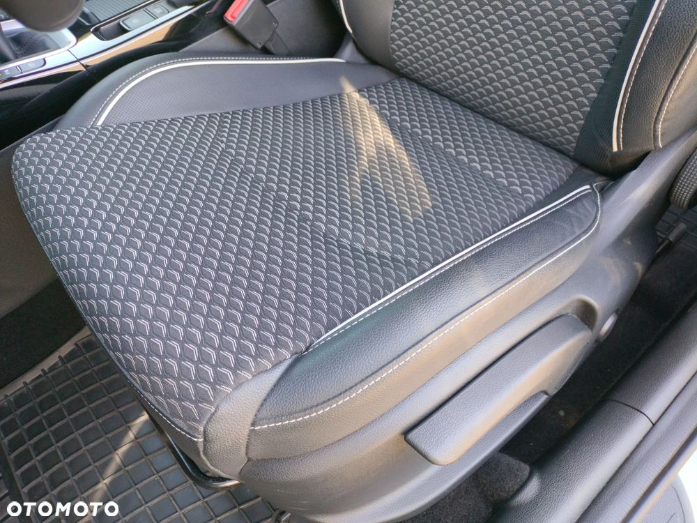 Kia Ceed 1.5 T-GDI Tribute - 12